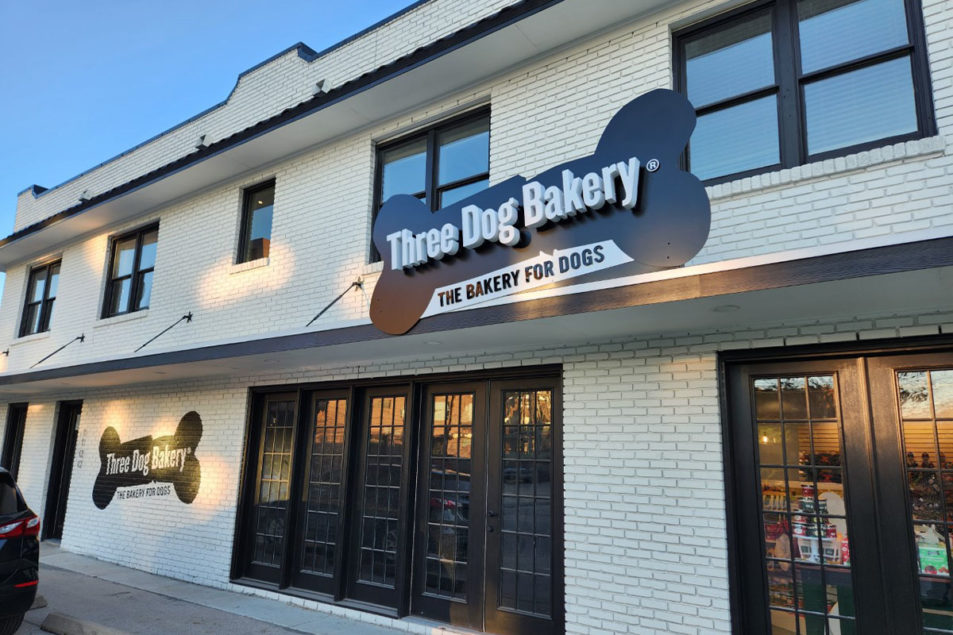 Three Dog Bakery Ft Myers is coming to - BELL TOWER SHOPS