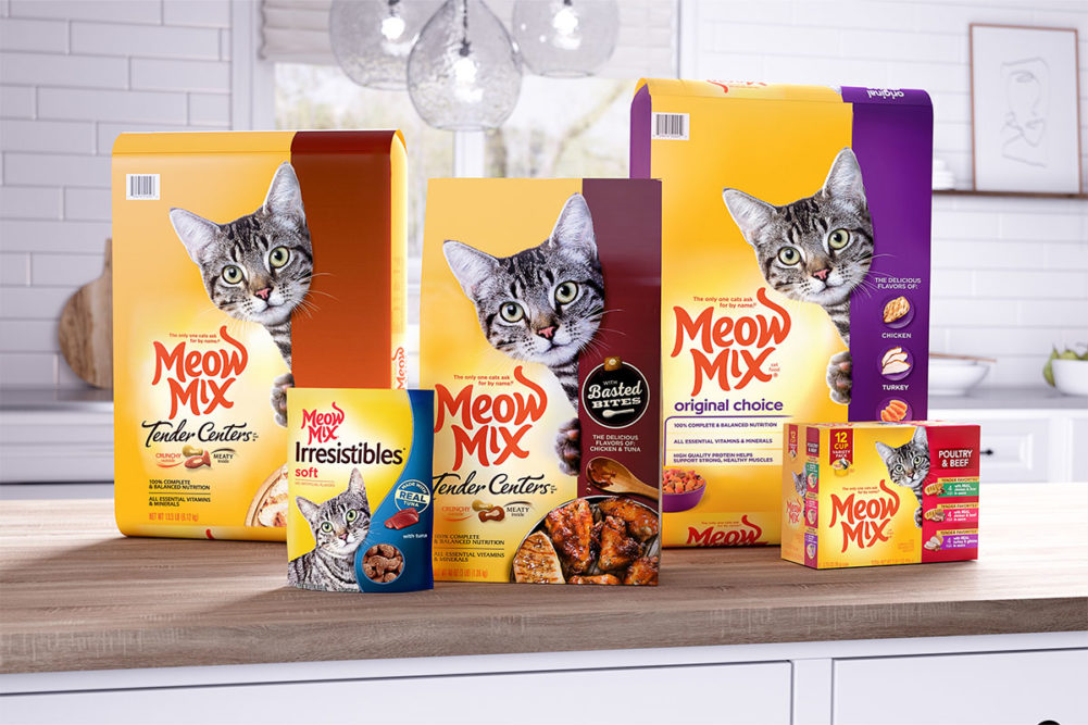 Products from Smucker's Meow Mix cat food brand