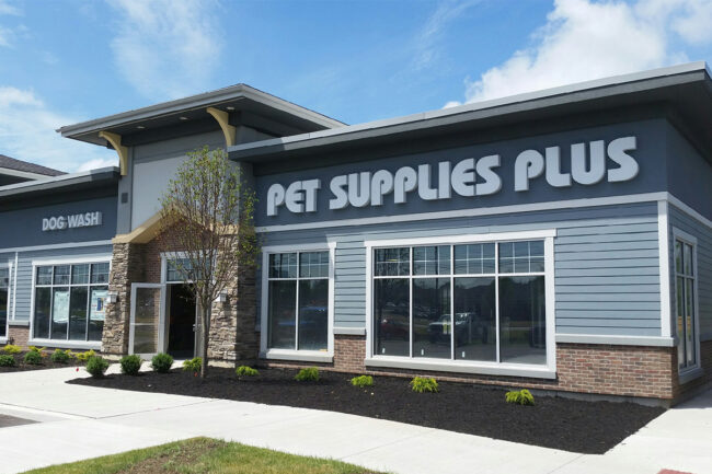 Pet Supplies Plus storefront